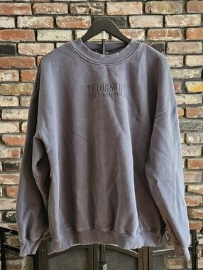 Taylor Swift Tour Crewneck Sweatshirt - Gray